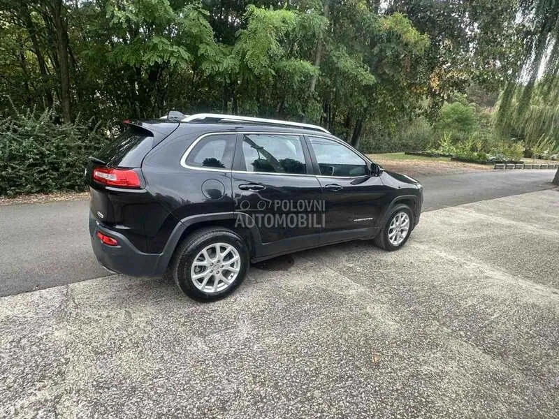 Jeep Cherokee 2016 photo 4