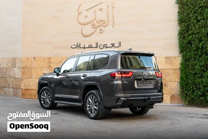 Toyota Land Cruiser 2025 photo 2