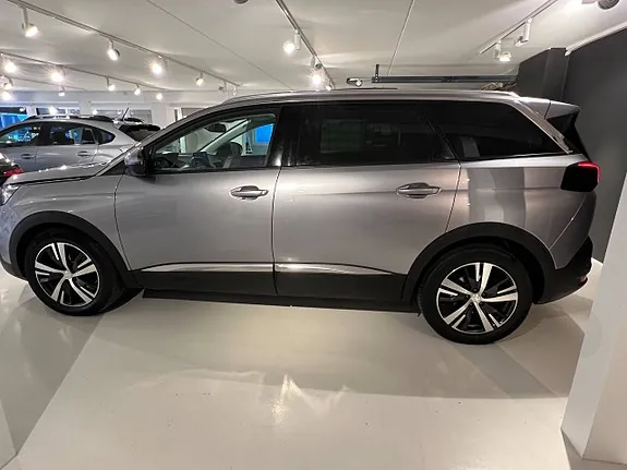 Peugeot 5008 2019 photo 5