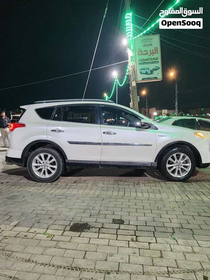 Toyota Rav 4 2017 photo 4