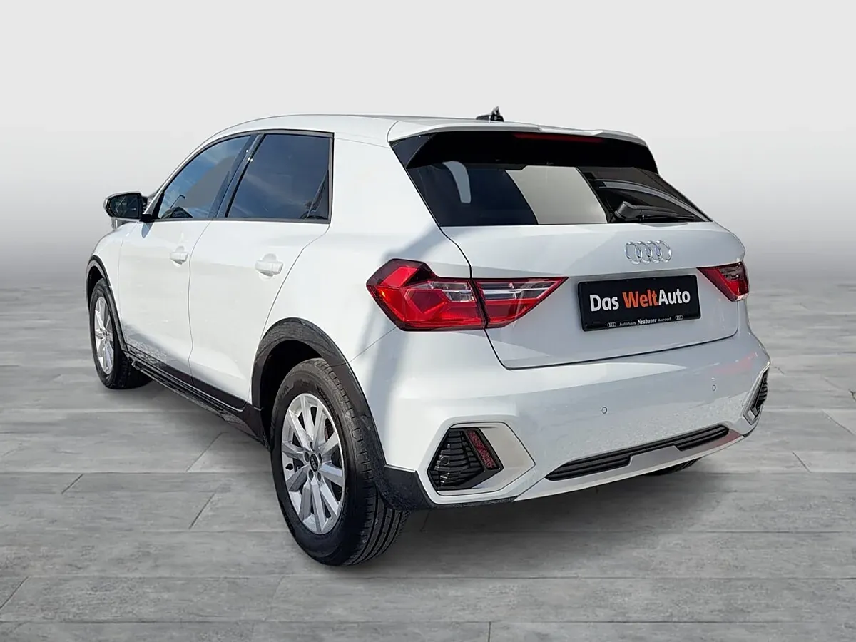 Audi A1 2025 photo 3
