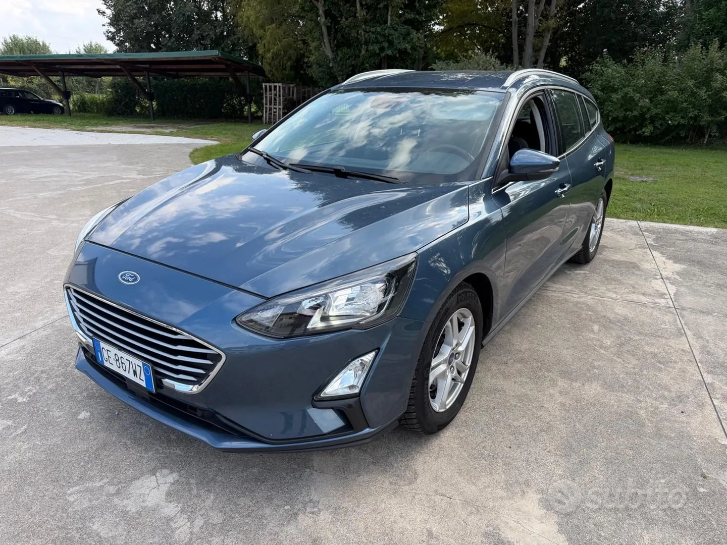 Ford Focus 2022 photo 2
