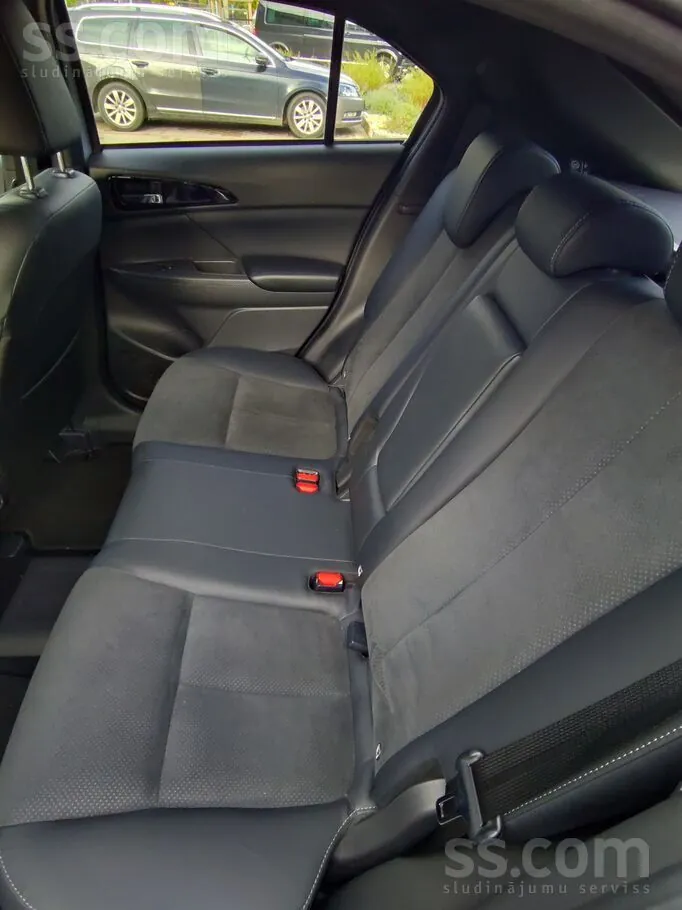 Mitsubishi Eclipse Cross 2025 photo 5