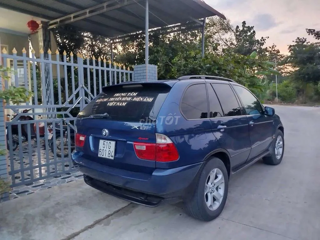BMW X5 2005 photo 2