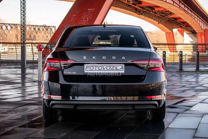 Skoda Superb 2020 photo 2