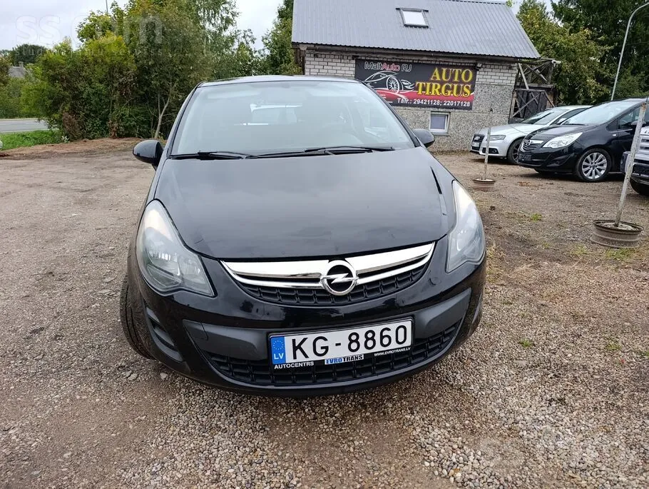 Opel Corsa 2011 photo 2