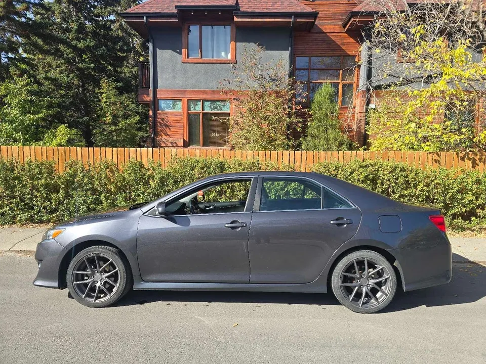 Toyota Camry 2013 photo 3