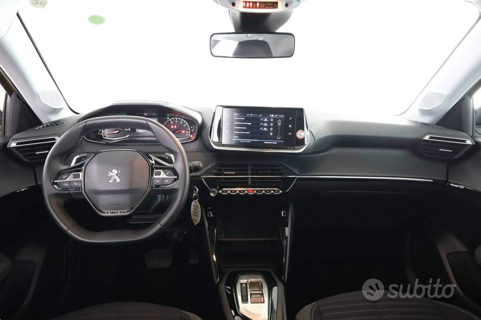 Peugeot 208 2023 photo 4