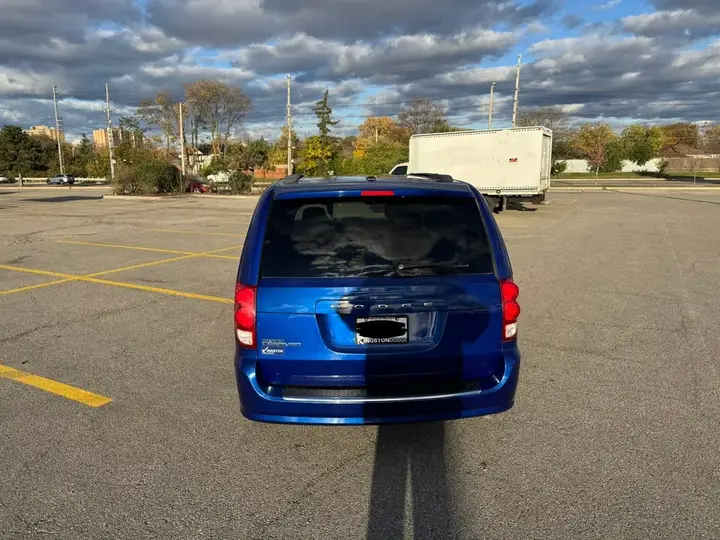 Dodge Grand Caravan 2019 photo 4