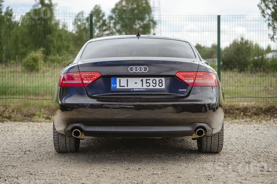 Audi A5 2009 photo 5