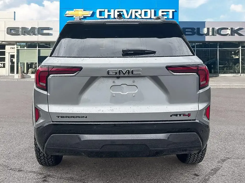 GMC Terrain 2027 photo 4