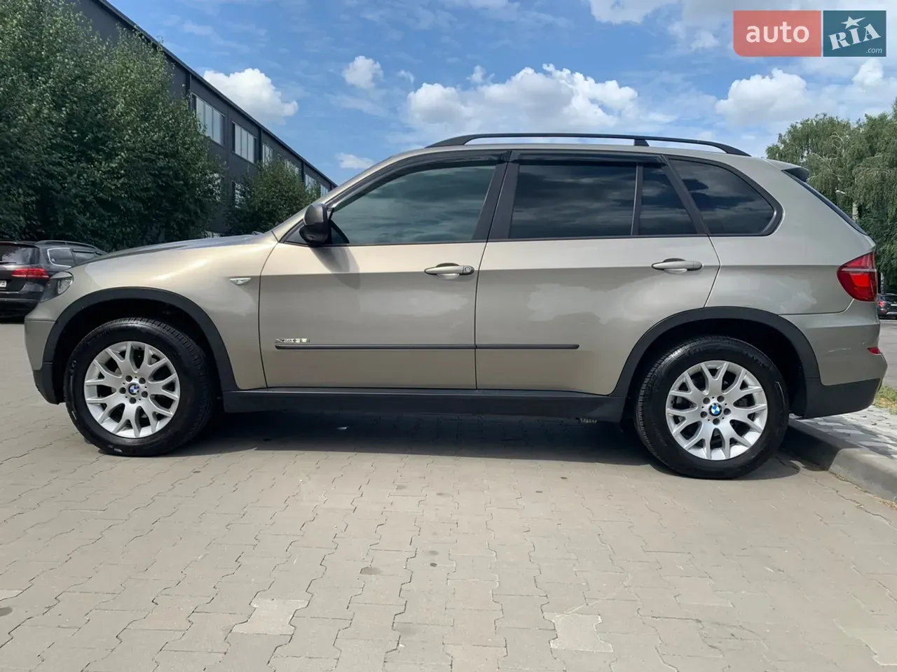 BMW X5 2011 photo 5