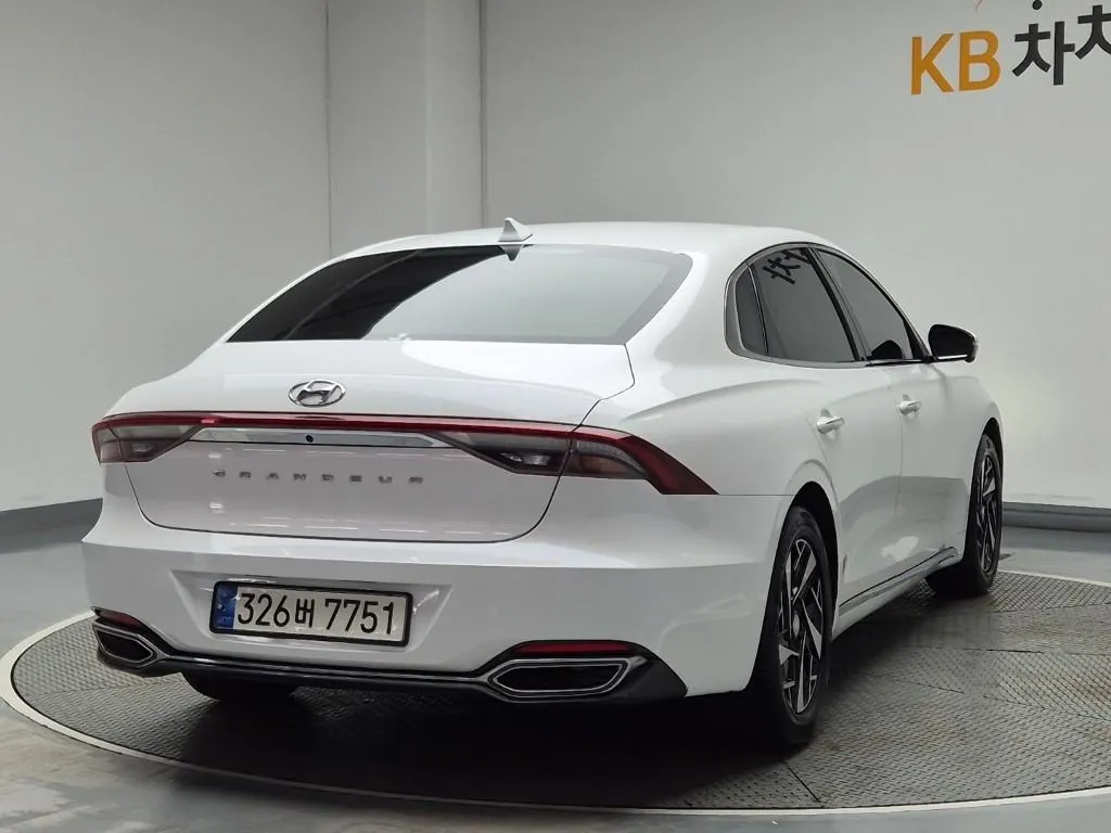 Hyundai Grandeur 2022 photo 3