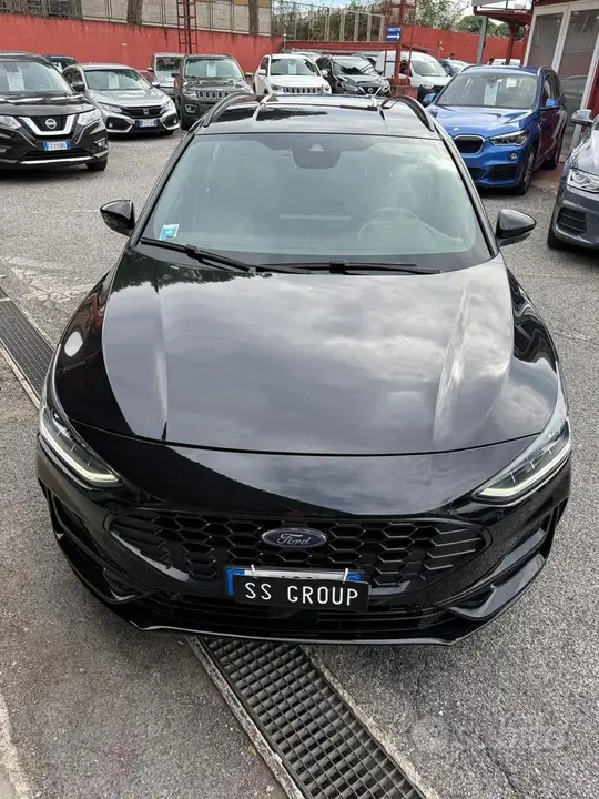 Ford Focus 2023 photo 2