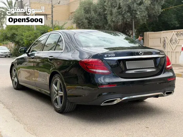 Mercedes-Benz E300