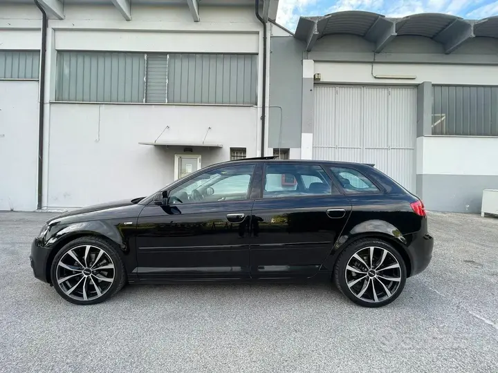 Audi A3 Sportback 2011 photo 4