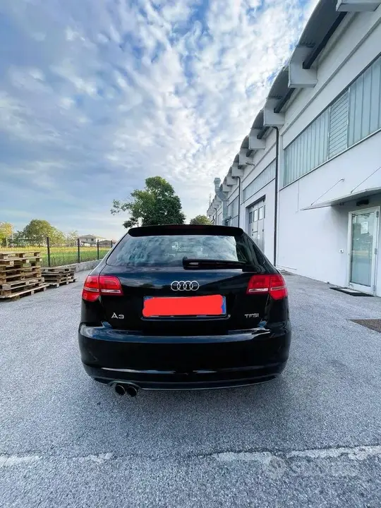 Audi A3 Sportback 2011 photo 2