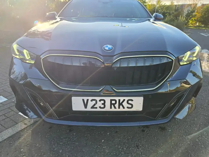 BMW 5 Series 2024 photo 3
