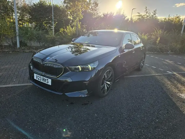 BMW 5 Series 2024 photo 5
