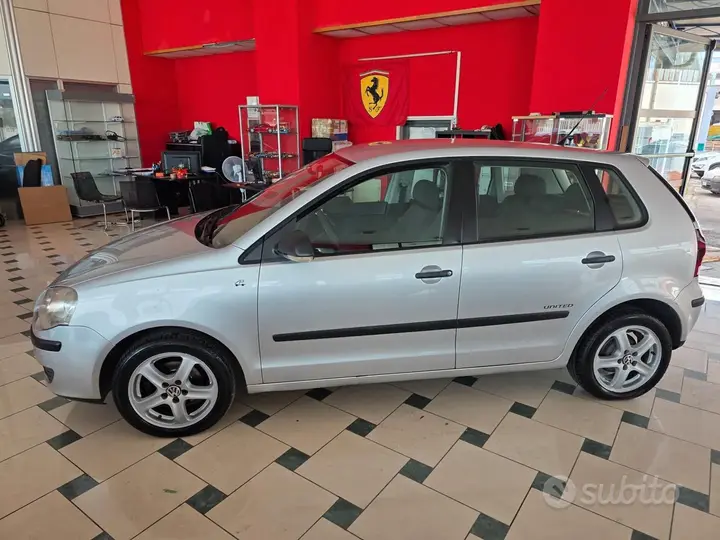 Volkswagen Polo 2009 photo 3