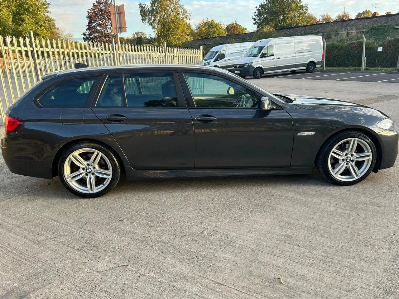 BMW 5 Series 2013 photo 5