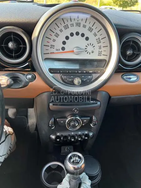 Mini Cooper 2012 photo 2