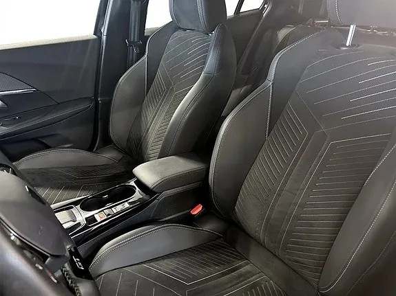 Peugeot 2008 2024 photo 5