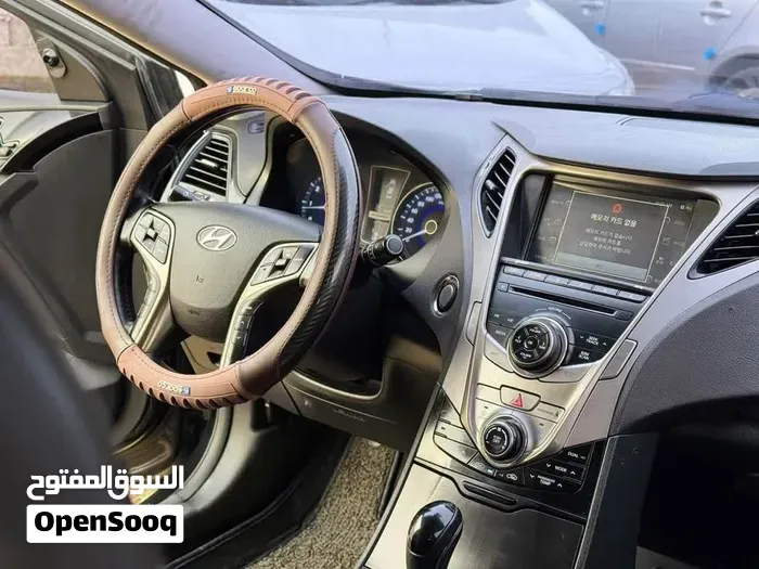 Hyundai Azera