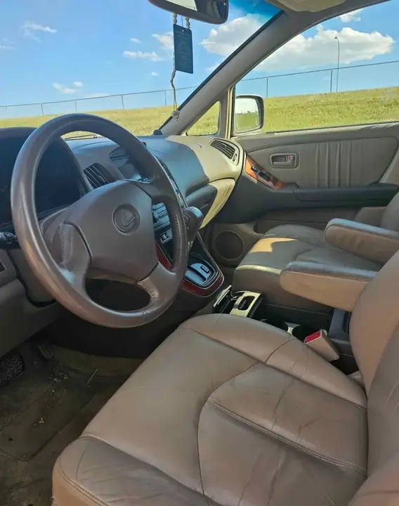 Lexus Rx 1999 photo 4