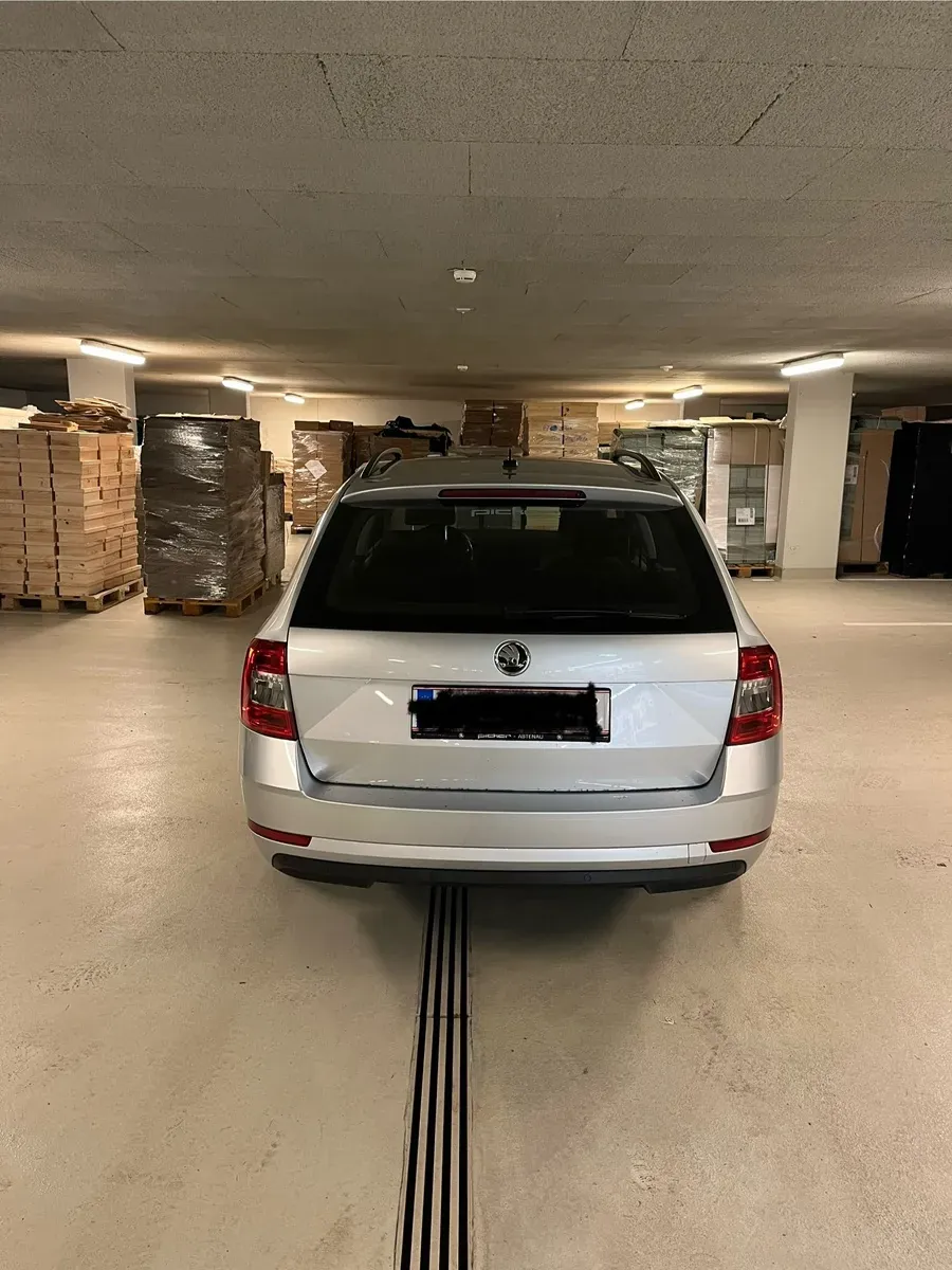 Skoda Octavia 2018 photo 2