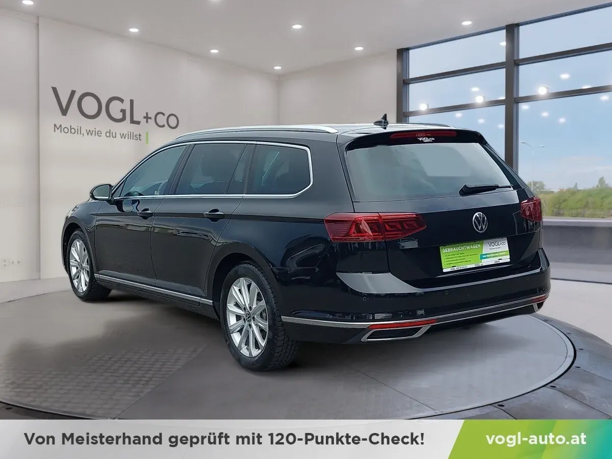 Volkswagen Passat 2024 photo 3