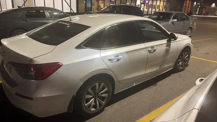 Honda Civic 2022 photo 3