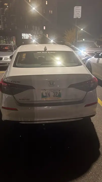 Honda Civic 2022 photo 2