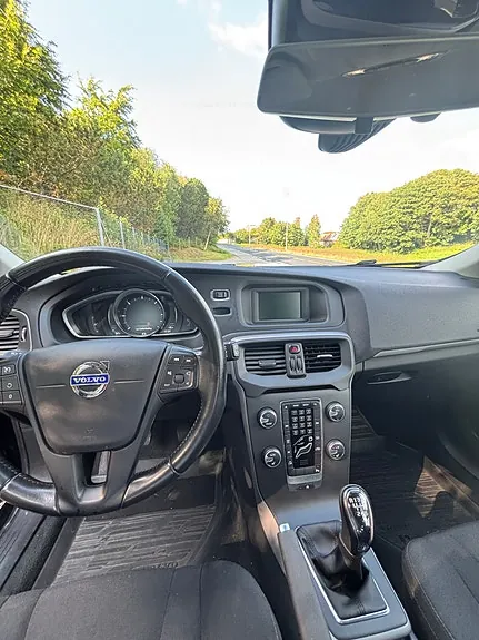 Volvo V40 2015 photo 4
