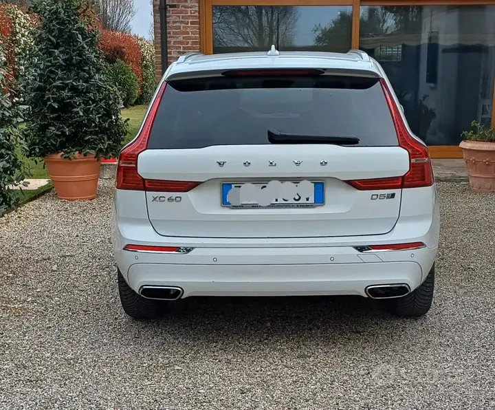 Volvo Xc60 2019 photo 3