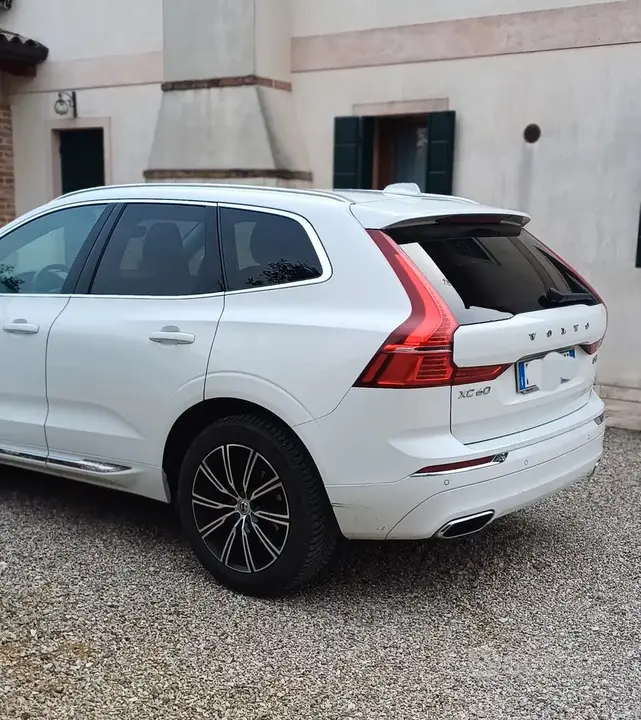 Volvo Xc60 2019 photo 4