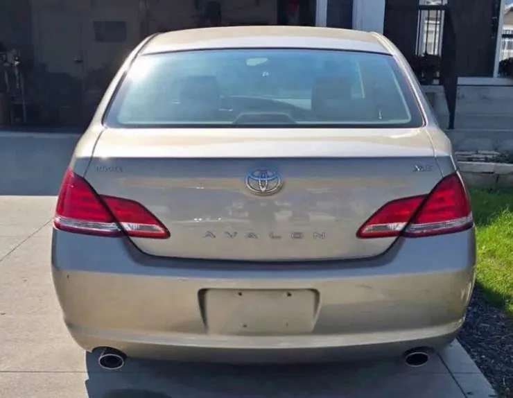 Toyota Avalon