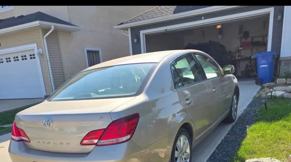 Toyota Avalon 2005 photo 3