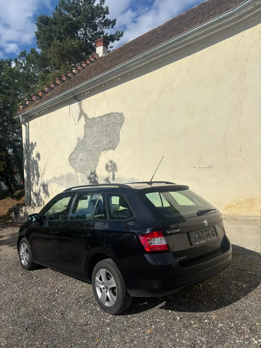 Skoda Fabia 2016 photo 3