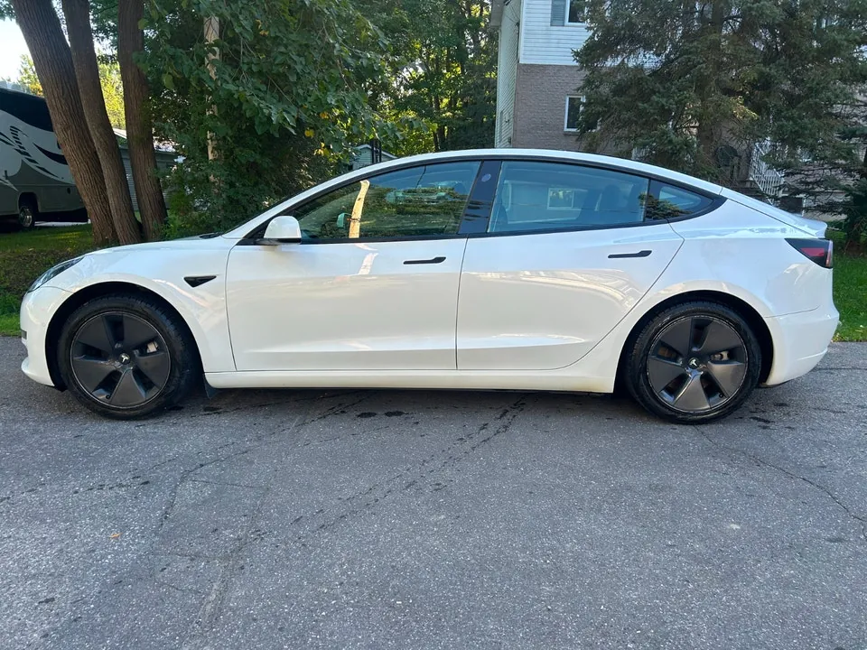 Tesla Model 3 2021 photo 4