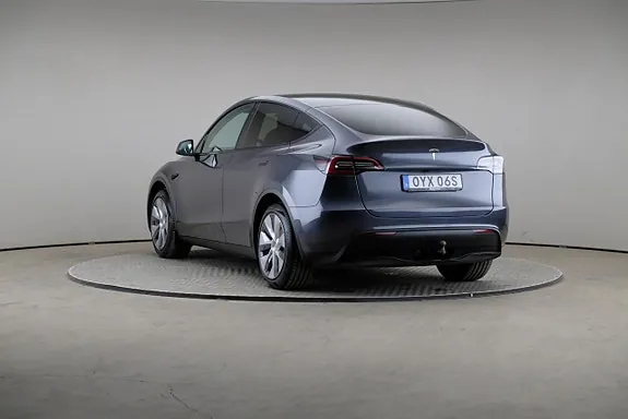 Tesla Model Y 2023 photo 2