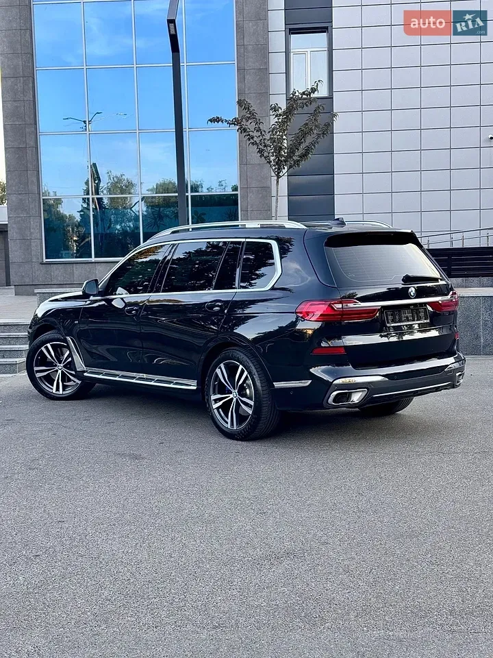 BMW X7 2022 photo 3