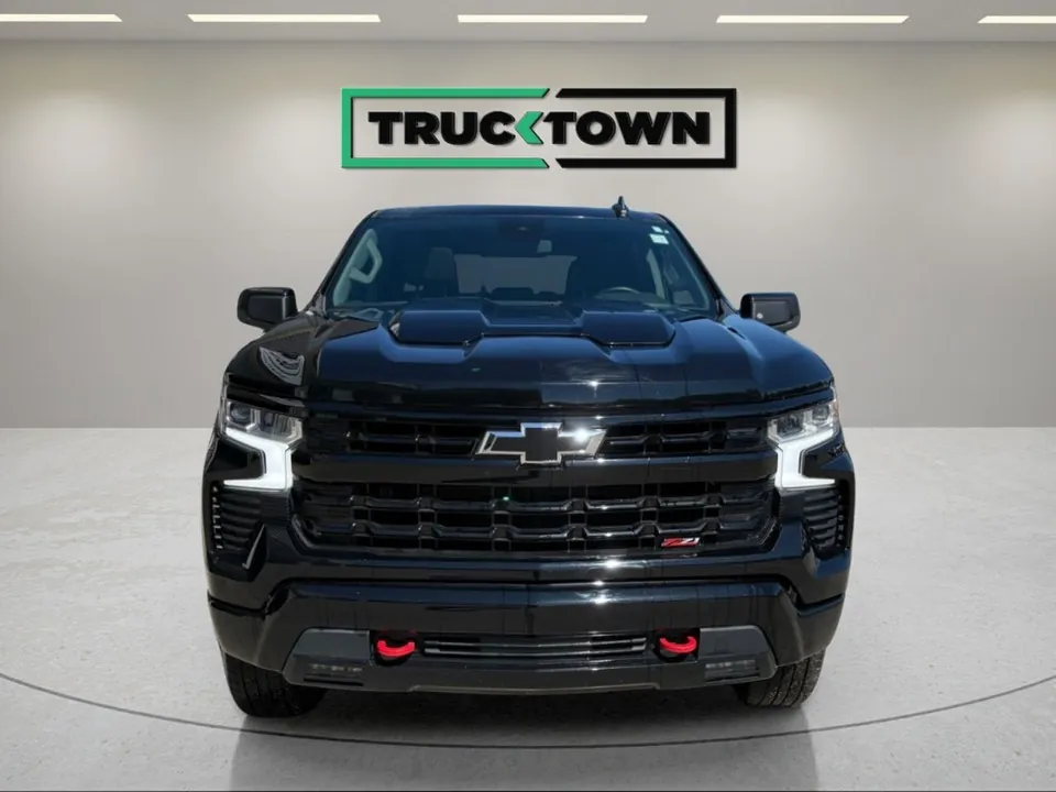 Chevrolet Silverado 1500 2025 photo 3