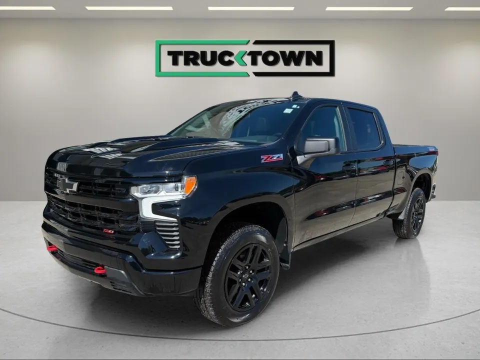 Chevrolet Silverado 1500 2025 photo 2