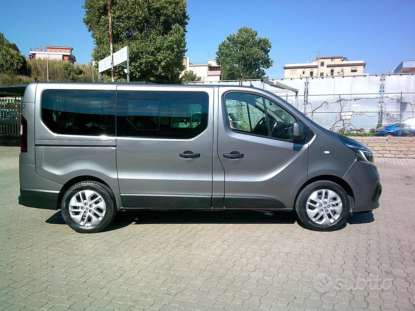 Renault Trafic 2020 photo 4