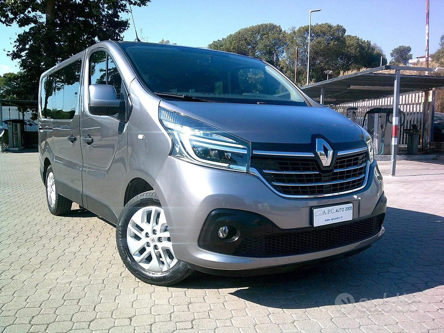 Renault Trafic 2020 photo 3