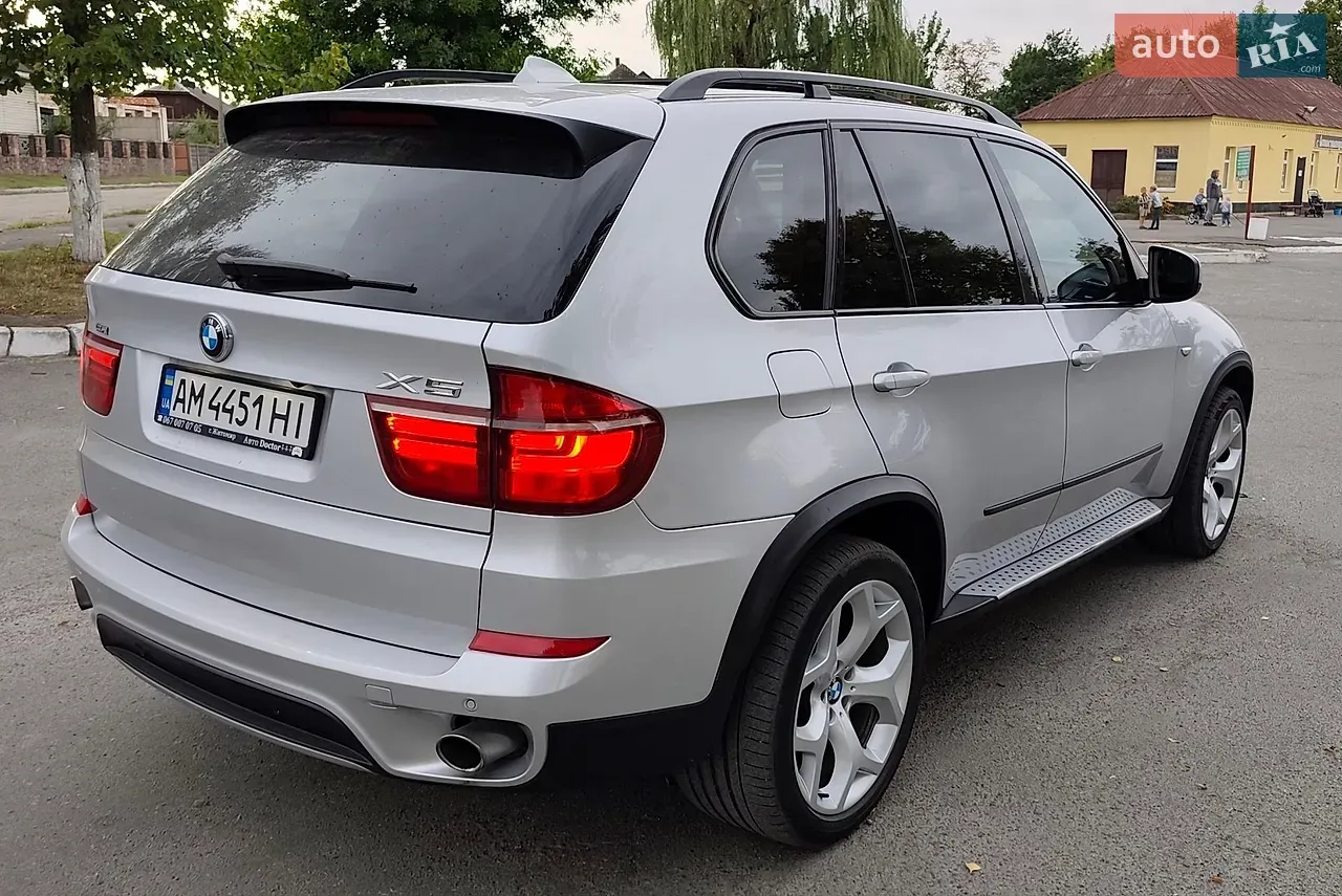 BMW X5 2012 photo 2