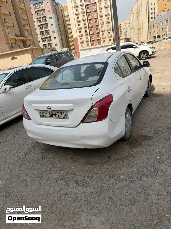 Nissan Sunny 2014 photo 2