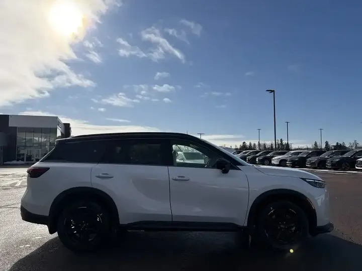 Infiniti Qx60 2026 photo 3