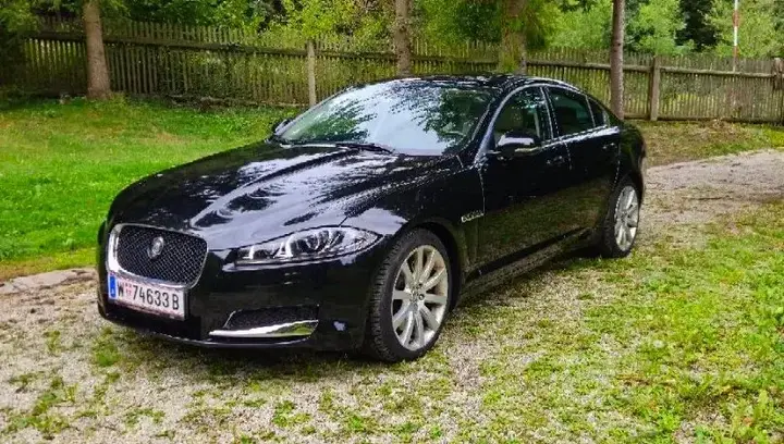 Jaguar Xf
